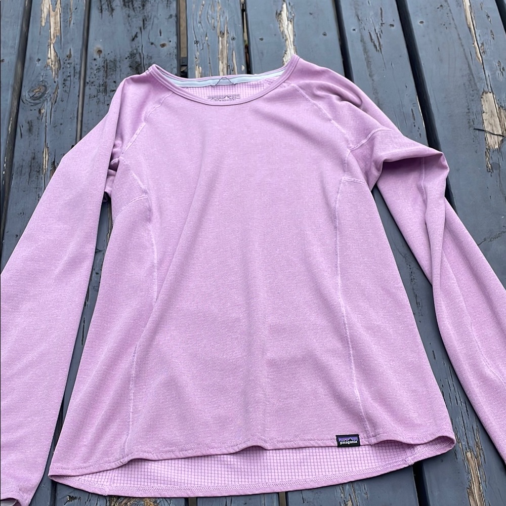 patagonia capilene baselayer mid weight polar tec light purple top